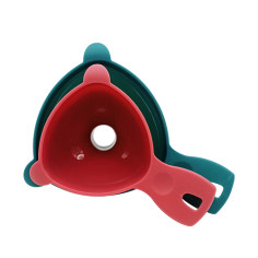 SET DE EMBUDOS 2 PIEZAS UMCO